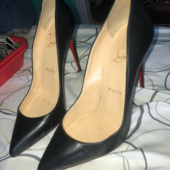 black pigalle follies